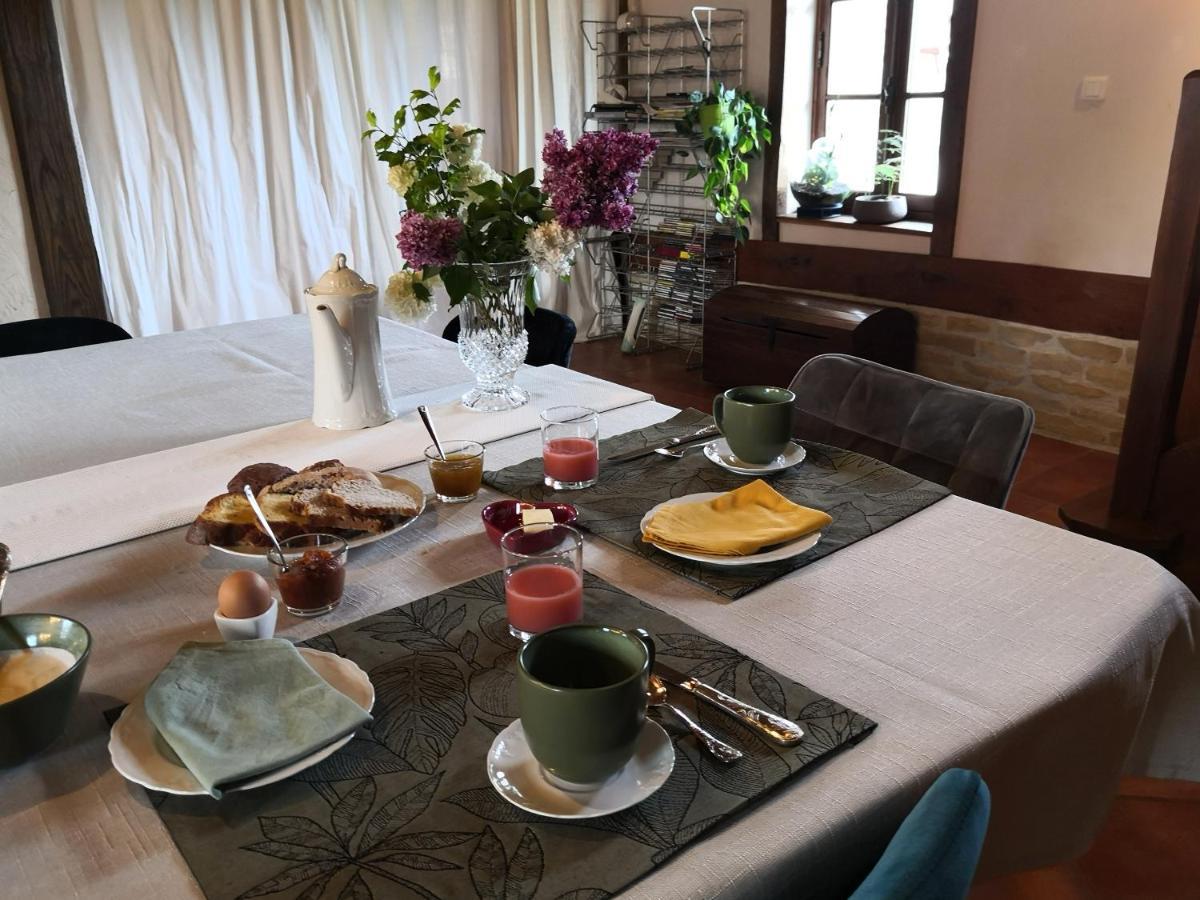 La Ferme De La Terve Bed & Breakfast Bruailles Ngoại thất bức ảnh